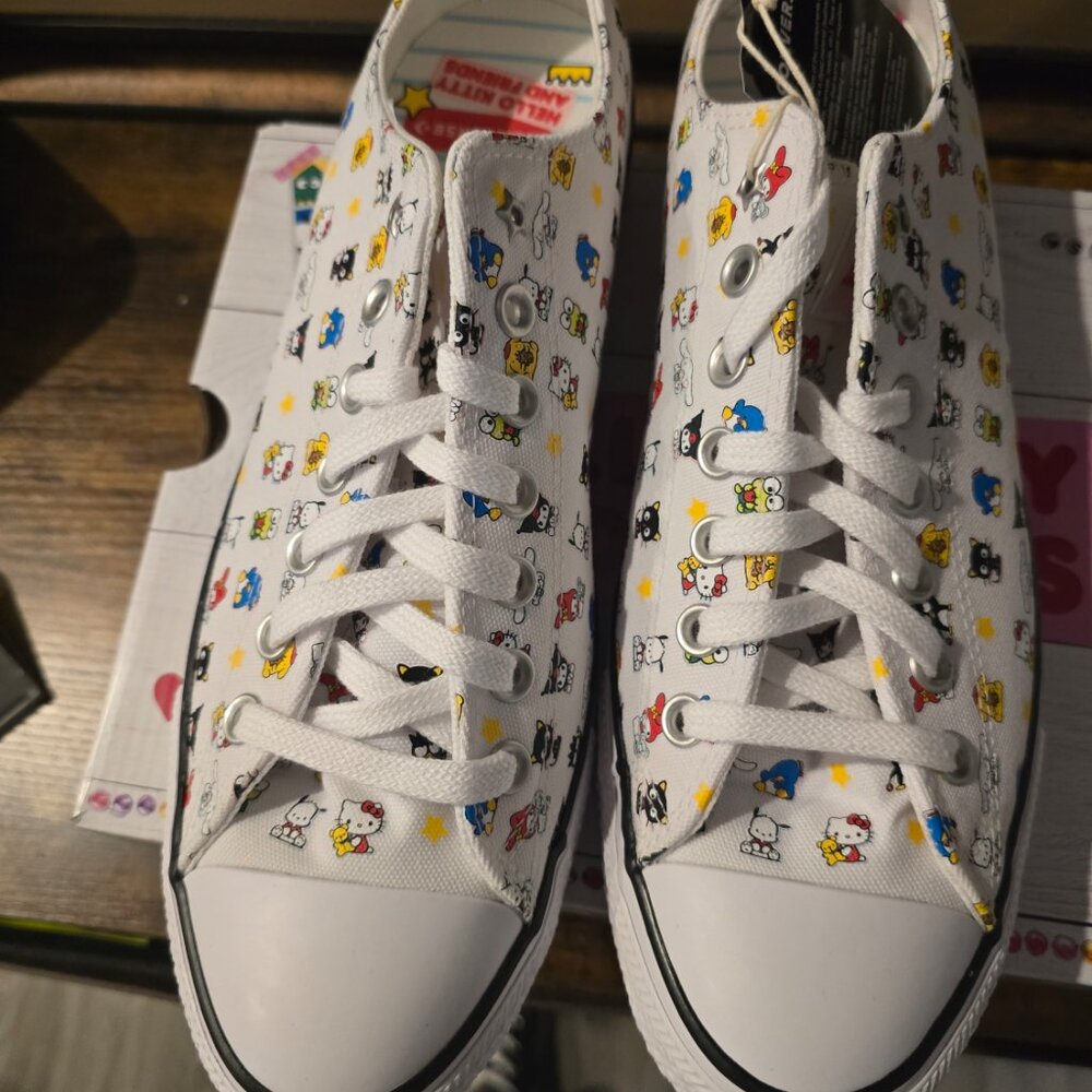 Converse x Hello Kitty Sanrio Chuck Taylor All-Star A17700C Shoes Mens Sz 10 US - Picture 5 of 16